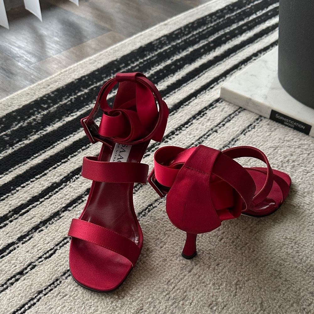 Isaac Mizrahi Bold Red Strappy Heels